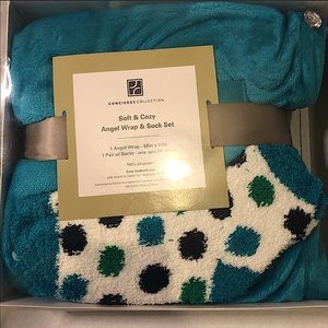 Cozy socks and warm wrap set NWT